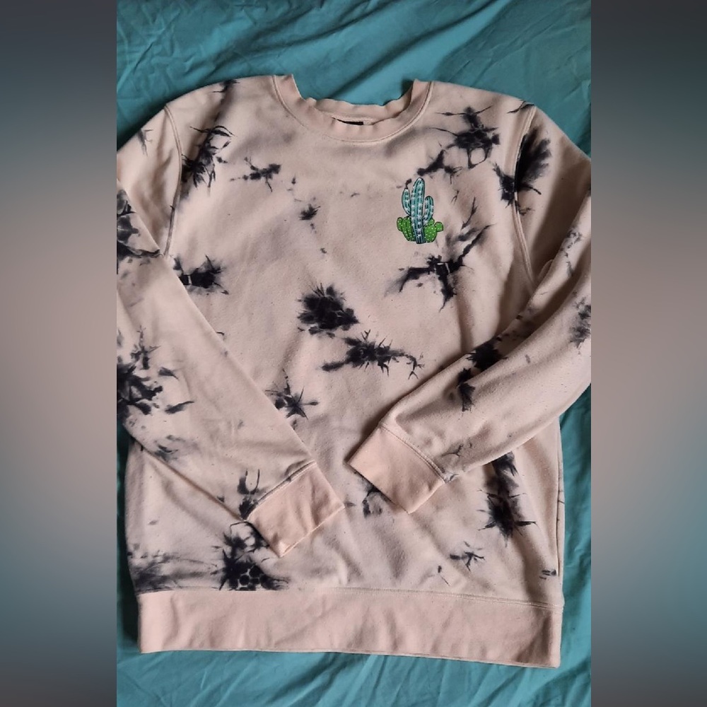 Empyre crew neck